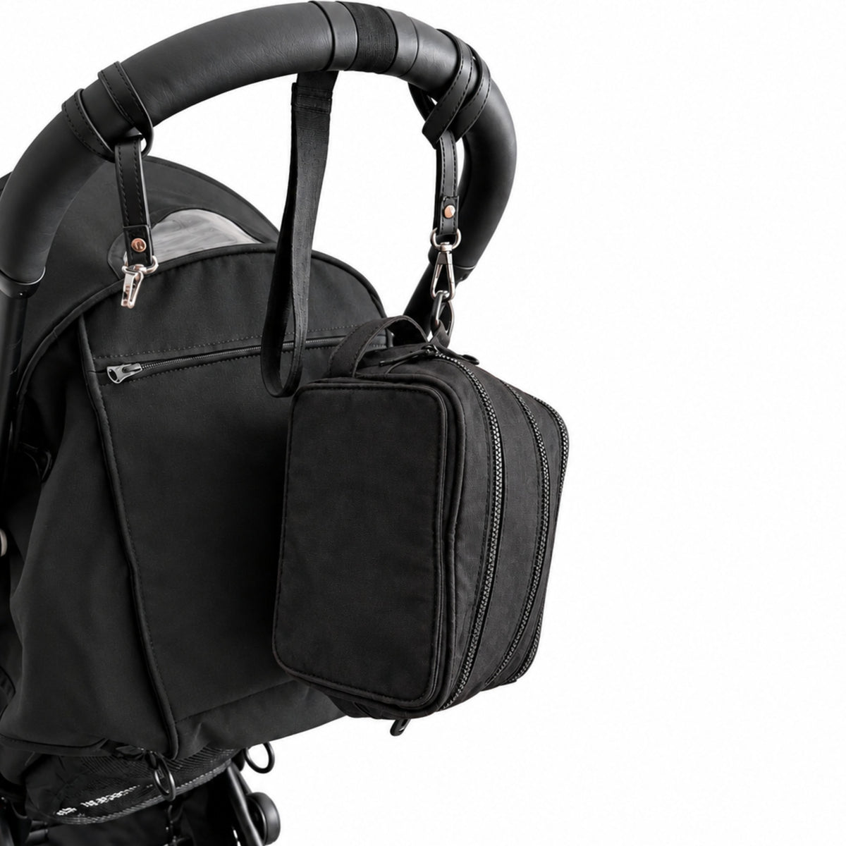 Citymouse Quick Change Cube in Onyx black on a stroller