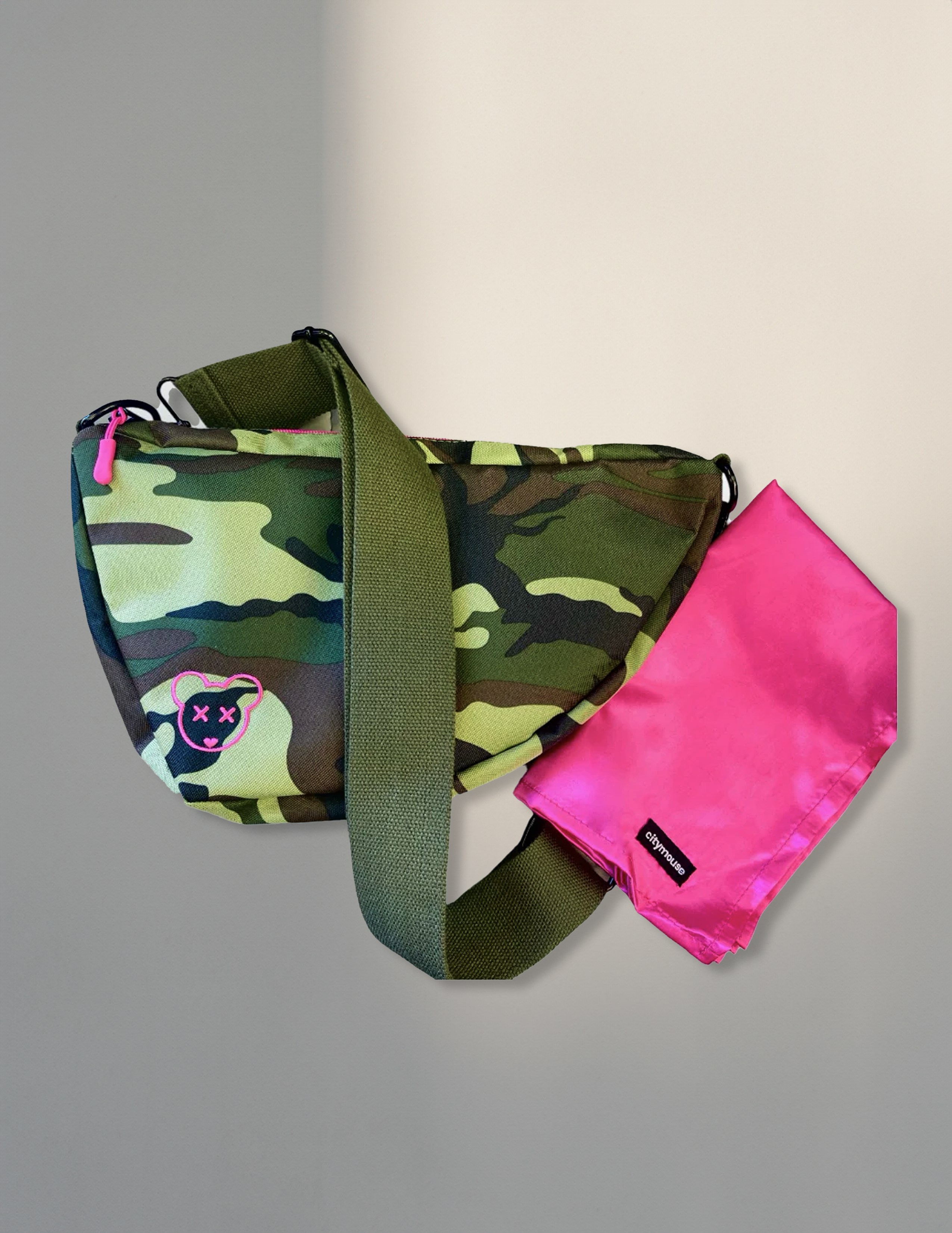multifunctional sling diaper bag
- CAMO